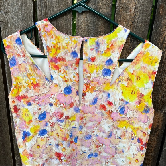 Cluny by Cynthia Steffe Cutout Shoulder Floral Print Flounce Dress NWT Sz 6 - Picture 7 of 16